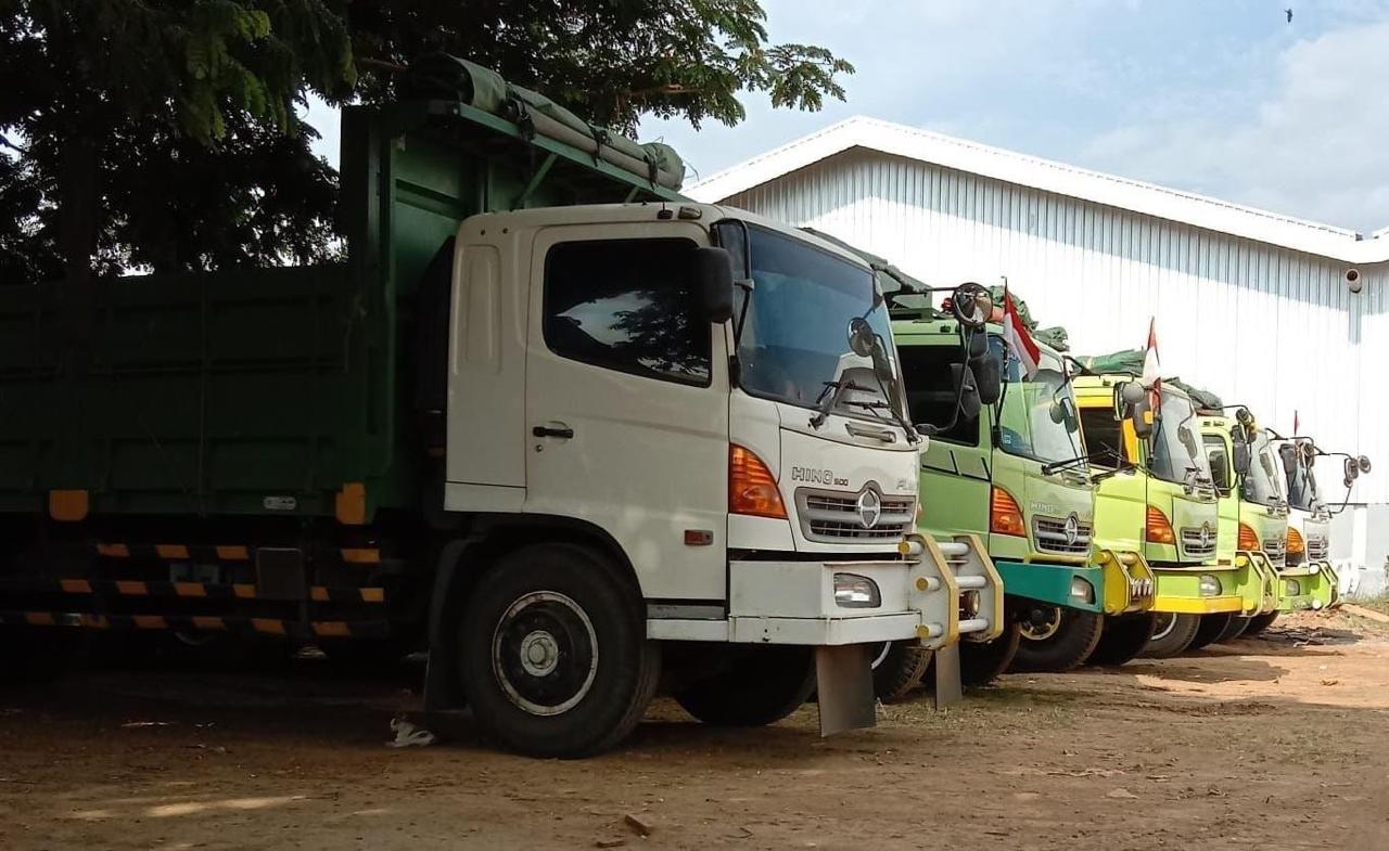 Logistics truck for PT. Suryajaya Netonel Darmawan